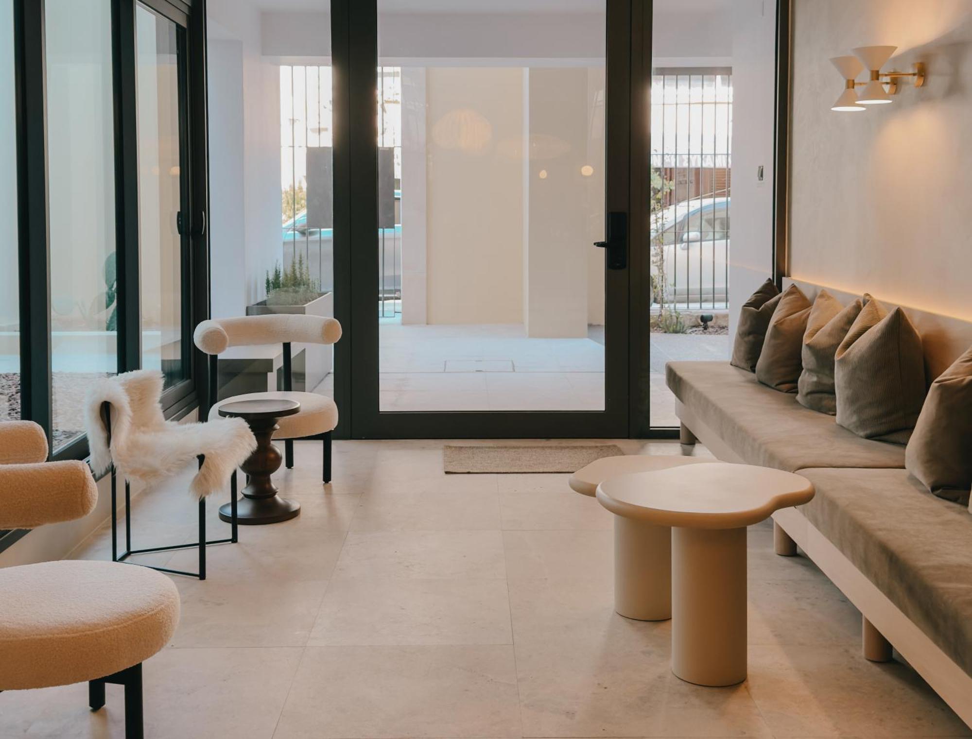 Alinea Lano Old Town Center Aparthotel Limassol Exterior foto